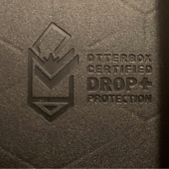 OtterBox Commuter Case for iPhone 7 or 8 - Picture 6 of 6